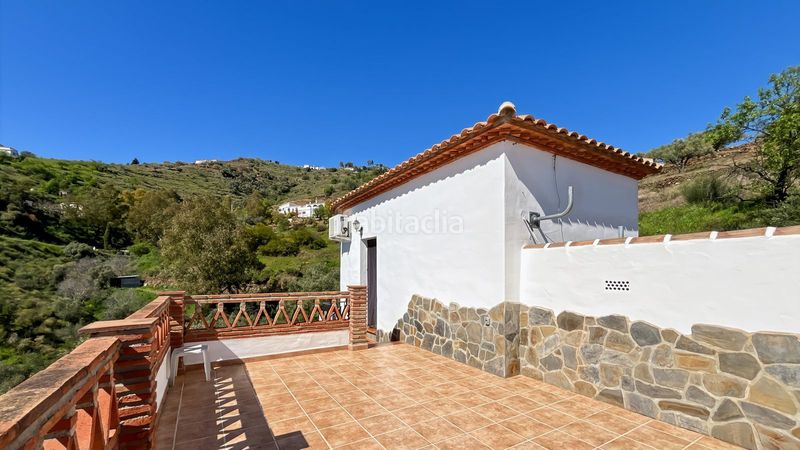 Foto 0ff37e51-eabd-46b6-868c-e2b790b0166a. Xalet amb aparcament piscina a Cómpeta