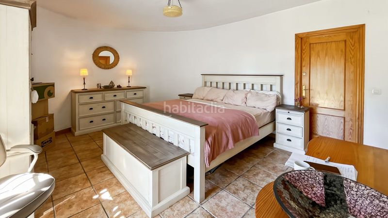 Foto a5cb0107-76a7-40a0-9f4c-679c3ecf2c82. Xalet amb aparcament piscina a Cómpeta