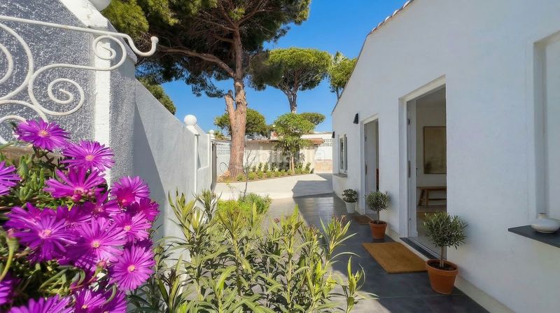 Foto 803336dd-f961-4dde-b099-a3e542606ad9. Casa adossada amb aparcament a Calahonda Mijas