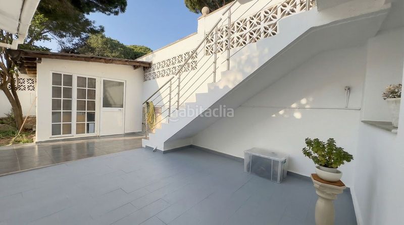 Foto 9f103e80-6a90-4f93-842d-2beaf65d9655. Casa adossada amb aparcament a Calahonda Mijas