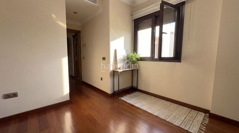 Foto b6edf990-3c29-4130-bb28-ac5fae55a717. Dúplex amb aparcament a Casco Histórico Ronda