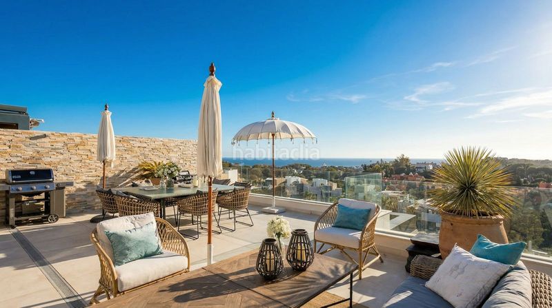 Foto 59a57db3-8d93-4e70-8c98-bc1a94664048. Dúplex amb aparcament piscina a Cabopino - Artola Marbella