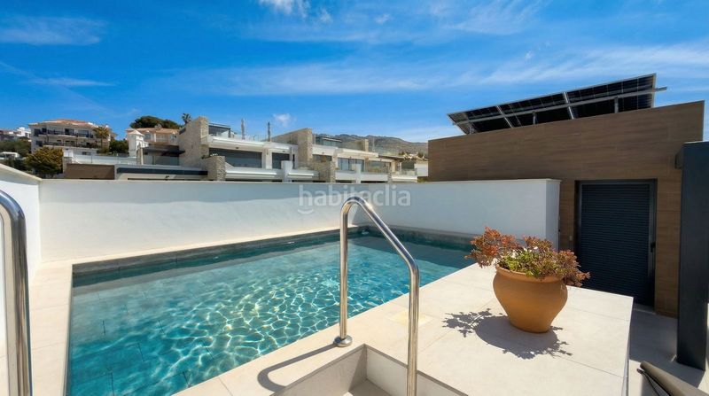 Foto defa44ca-7f51-4161-bbb5-d8aff815d079. Dúplex amb aparcament piscina a Cabopino - Artola Marbella