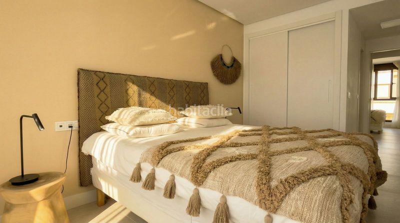 Foto ee33fd7c-8cb6-4226-b9f4-6624764252f4. Dúplex amb aparcament piscina a Cabopino - Artola Marbella