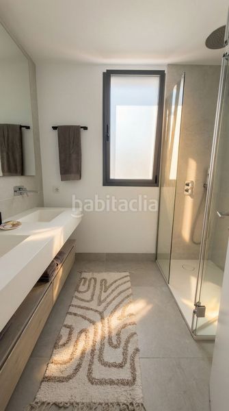 Foto f2877832-975b-4434-8145-aacb4fd30266. Dúplex amb aparcament piscina a Cabopino - Artola Marbella