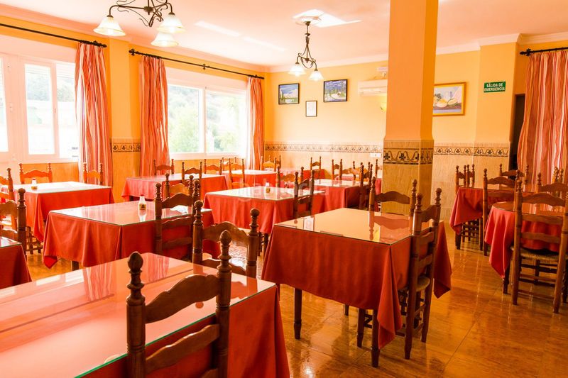 Foto 6f4b11bd-dad5-4887-8429-6291f48da7f6. Local comercial a Tolox