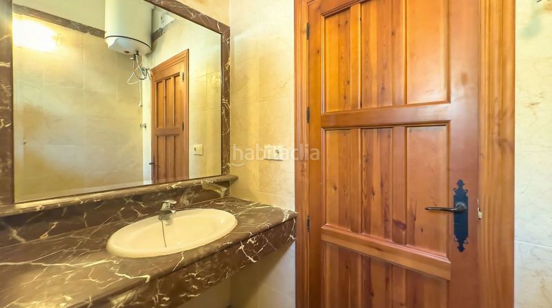 Foto afaf4a28-5fdf-4e42-b043-4ce8fd88accb. Masia amb aparcament piscina a Coín