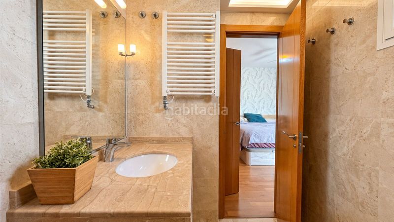Foto 94ce9de0-46b8-4af3-a0ca-1a73e9229205. Casa adossada amb aparcament piscina a Miraflores del Palo Málaga