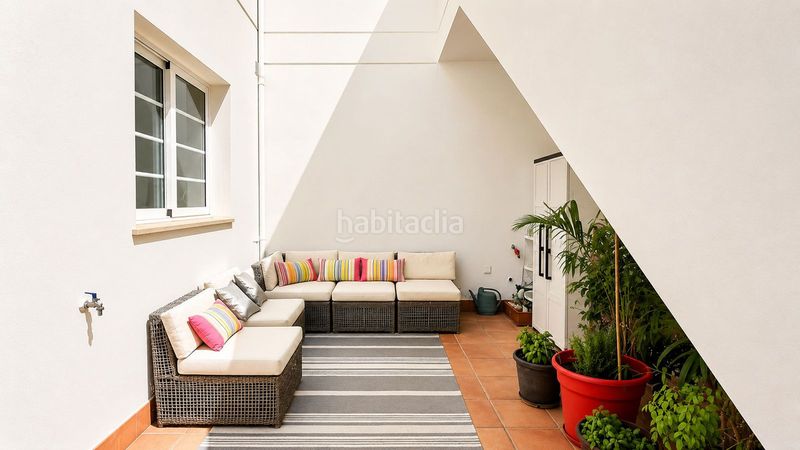 Foto cda961c7-0209-46bb-8fbf-0f075540a140. Casa adossada amb aparcament piscina a Miraflores del Palo Málaga