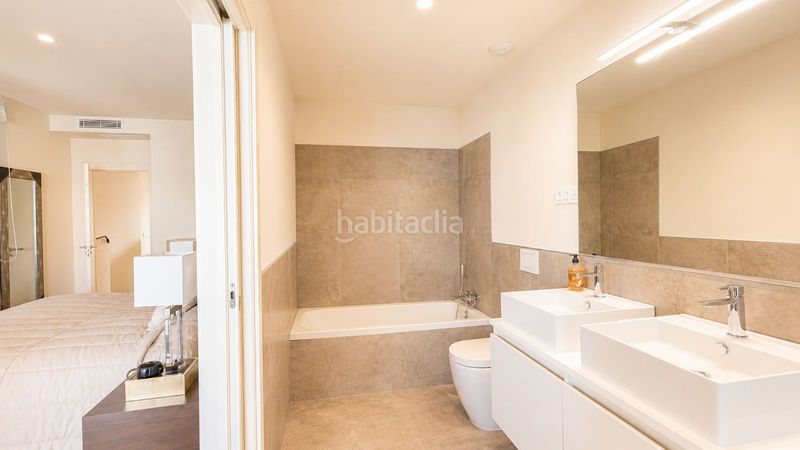 Foto 57f37a32-52f3-4eb9-b28b-5afd347656f4. Casa adossada amb aparcament piscina a la cala Mijas Mijas