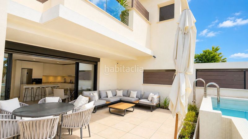 Foto ee9ef598-3fd5-48d0-a98c-16f13ce4ae84. Casa adossada amb aparcament piscina a la cala Mijas Mijas