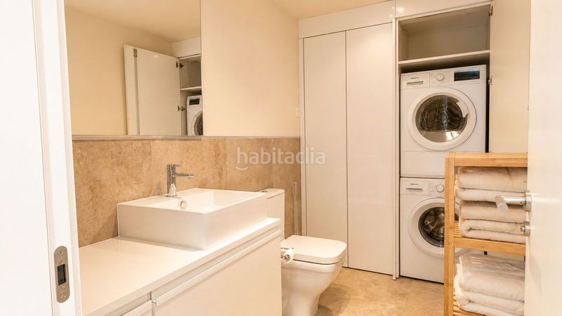 Foto f703001d-7eb6-4e9b-98be-e9b9abf2da03. Casa adossada amb aparcament piscina a la cala Mijas Mijas