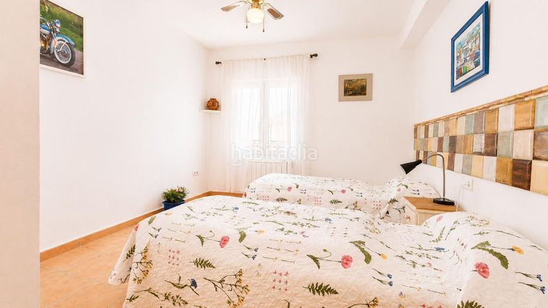 Foto 51d83a82-b129-4973-8e1a-b09fb3750b5b. Casa adossada a Tolox