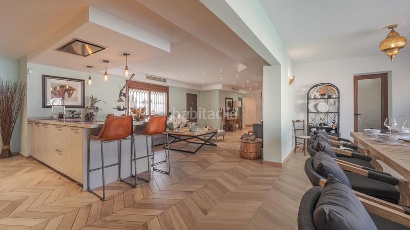 Foto bc3ed856-474f-4c54-907b-463747ee715b. Mas avec parking piscine dans Coín