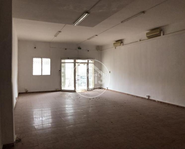 Foto 82f69bad-2aa9-47bd-a915-05532486f701. Local commercial dans avinguda califòrnia 21 dans Centre Miami Platja