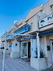 Business premise  Avinguda maria cristina. Local+vivienda en av. principal