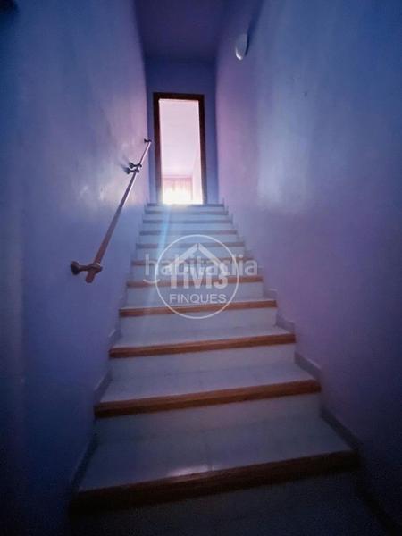 Foto 85beaf05-4f65-4378-a831-fae537c9754c. Local comercial local+vivienda en av. principal en Miami Platja