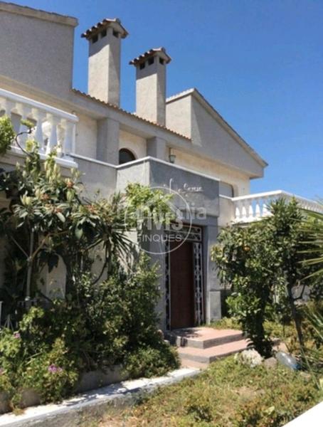 Foto 5a46dc16-c207-4225-89e8-bd2b77dfcc5a. House with parking in Pino Alto Miami Platja