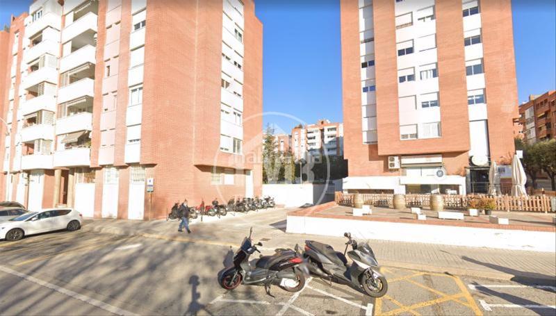 Foto bf51fd75-8cd3-4622-9dfb-08626d792c9d. Location parking voiture dans Sant Joan-TV3 Sant Joan Despí