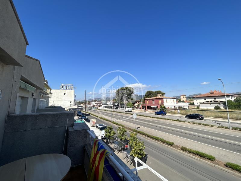 Foto 9662df83-62c9-4402-ae4c-53174cb9bed6. Apartamento  en el centro en Passeig Marítim Miami Platja