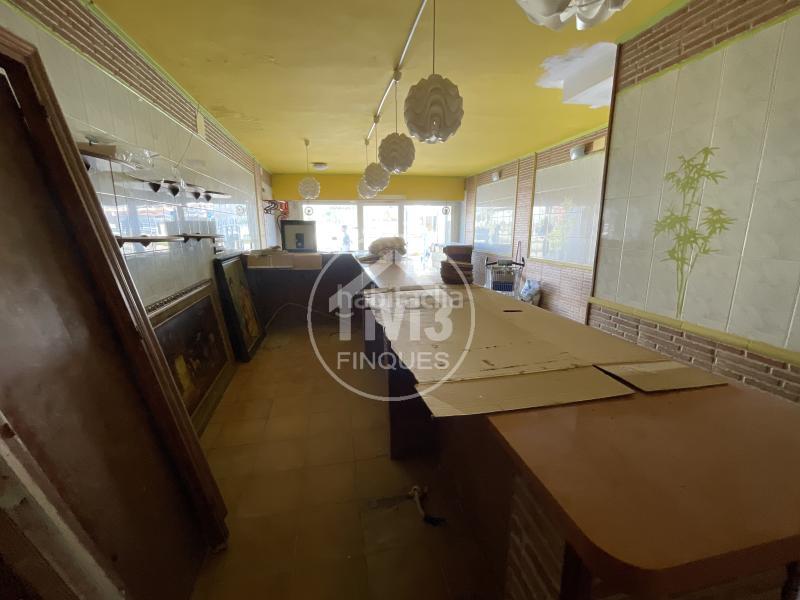 Foto 1d966a0e-1c42-4d68-8c8f-edc66653494c. Local comercial a Passeig Marítim Miami Platja