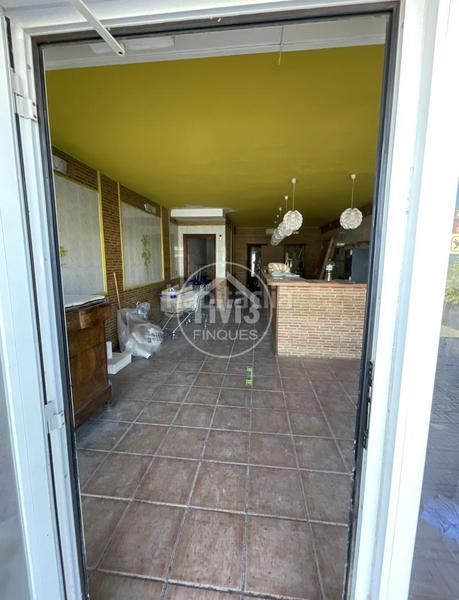 Foto 2266b1e4-7cf1-47a5-a339-144dd6b3ea48. Local comercial a Passeig Marítim Miami Platja