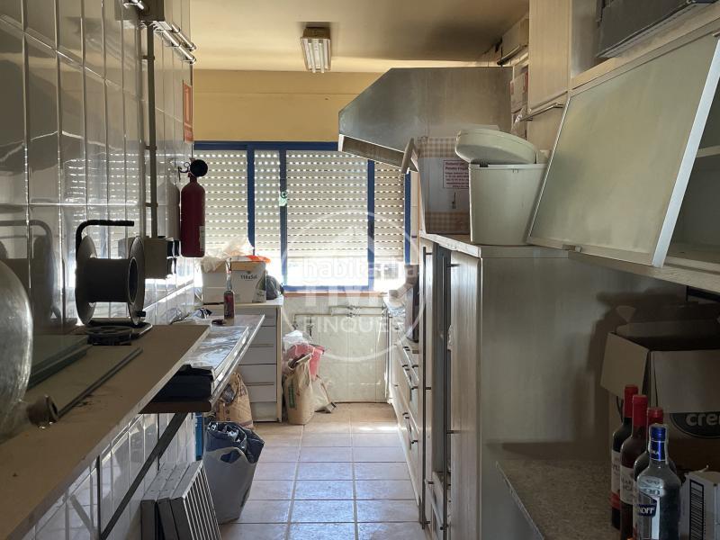 Foto 8f6f8b41-a163-4edd-82d0-29fd4793d57f. Local comercial a Passeig Marítim Miami Platja
