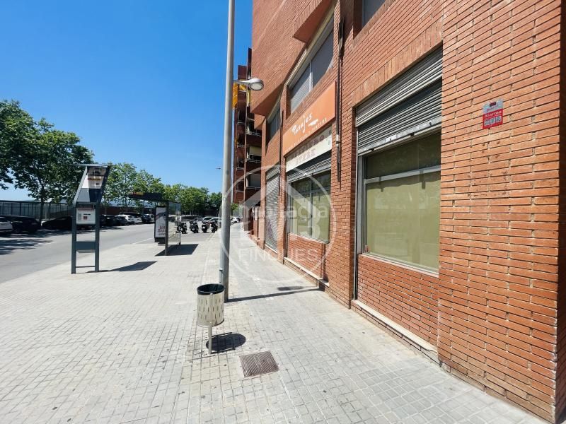 Foto 9108c54f-5402-4451-9565-4af4a4c2fc3c. Local comercial a Sant Joan-TV3 Sant Joan Despí