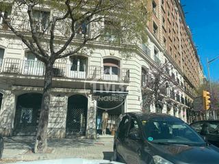Piso  Carrer del doctor ferran. Piso recién reformado en les corts