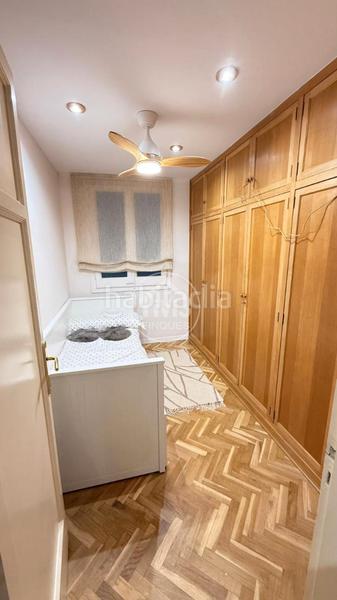 Foto 494b5bb0-0850-4951-87af-94d877cd9730. Alquiler piso  recién reformado en les corts en Barcelona