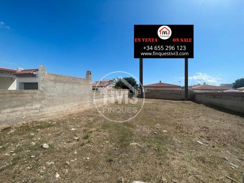 Foto 37952625-9383-4efc-bb40-757394cdfad5. Fondo rustico in Centre Miami Platja