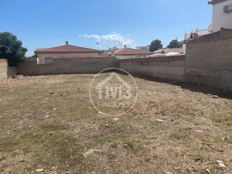 Foto 438af69d-8986-4335-b924-9e407f9f6b04. Fondo rustico in Centre Miami Platja