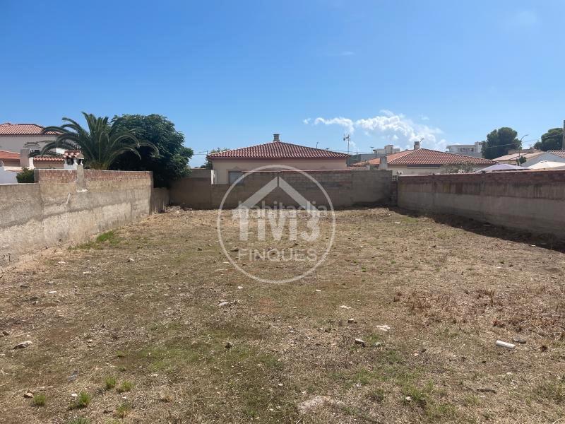 Foto b9ffaaa3-5e8a-44ab-80f1-b2744651133d. Fondo rustico in Centre Miami Platja