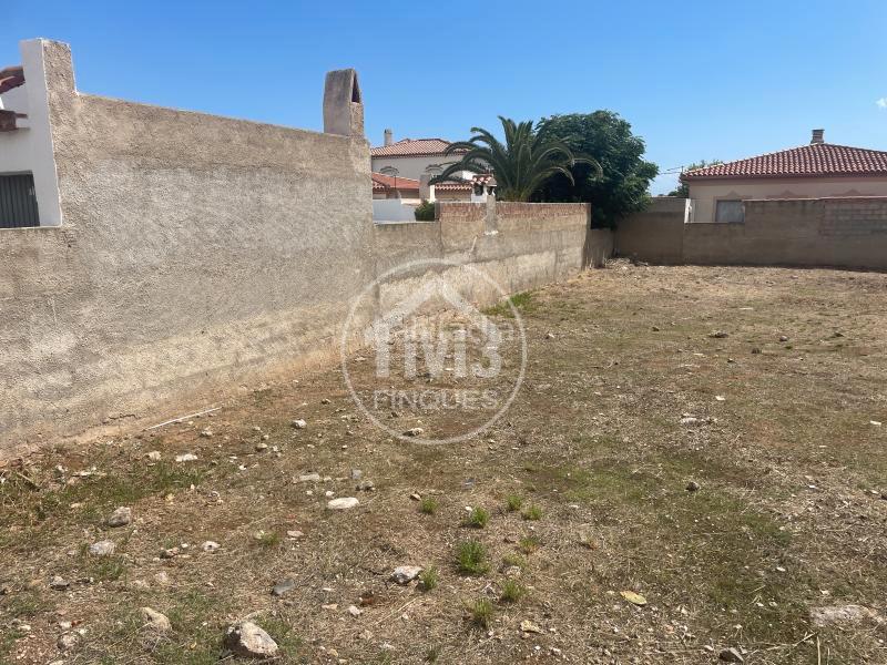 Foto e09b4e77-9c3c-4b9e-9539-18f6afdc295e. Fondo rustico in Centre Miami Platja