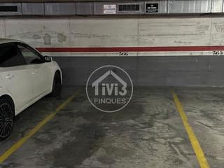 Parking voiture à Carrer Sant Martí de l'Erm