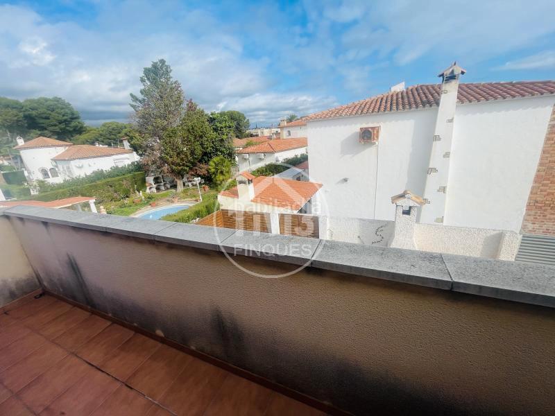 Foto 82086247-1690-4294-add2-40d58a9807e5. Apartamento  en Centre Miami Platja