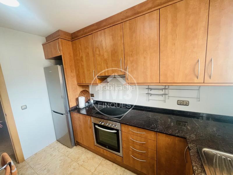 Foto e85e7910-e152-4166-b304-d83e46999b80. Apartamento  en Centre Miami Platja