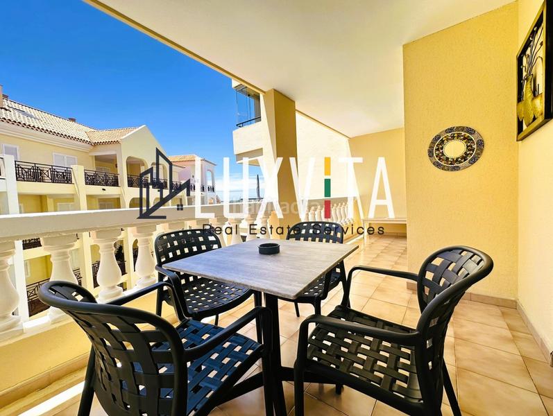 Foto 485d93e0-09a2-41ca-9328-c63c426462f8. Apartament amb piscina a Los Cristianos Arona