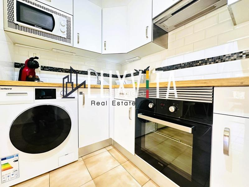 Foto 66053217-4d72-4f41-becb-30966adcb8c3. Apartament amb piscina a Los Cristianos Arona