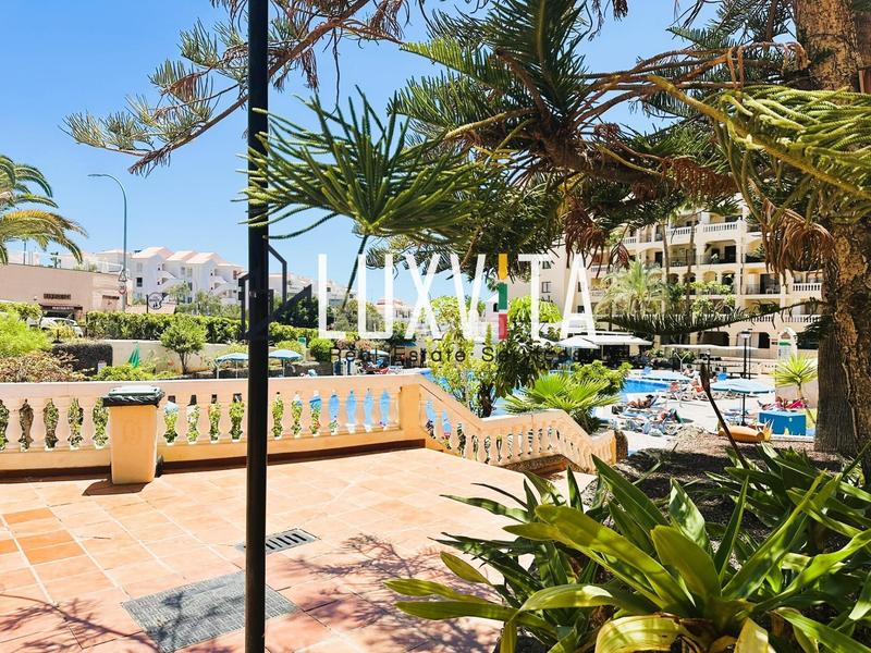 Foto 6a22a382-d316-42e9-a316-6eba761f4066. Apartament amb piscina a Los Cristianos Arona