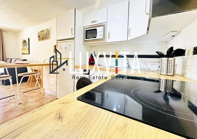 Foto 74dbe1d8-39ad-46ac-b8d9-8b7b612e6eff. Apartament amb piscina a Los Cristianos Arona