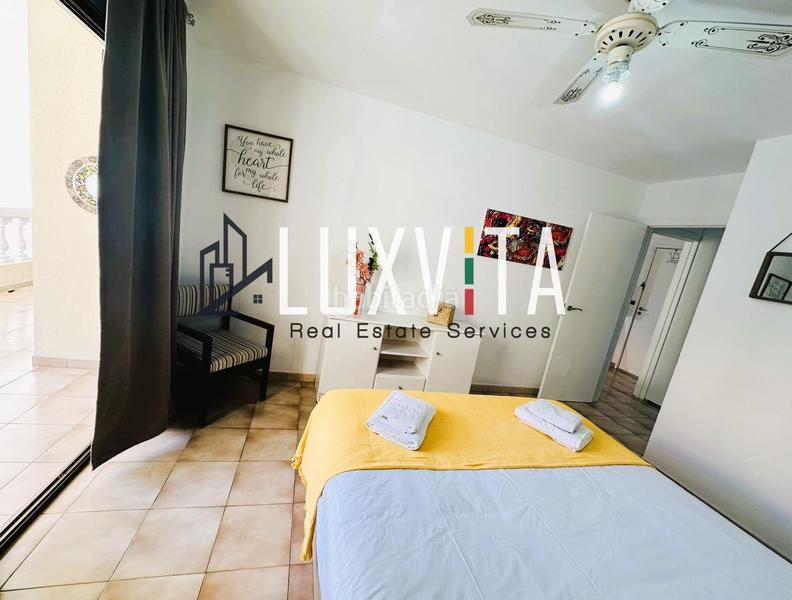 Foto c6a3058f-1ba7-46bd-8181-a5c694c2eb45. Apartament amb piscina a Los Cristianos Arona