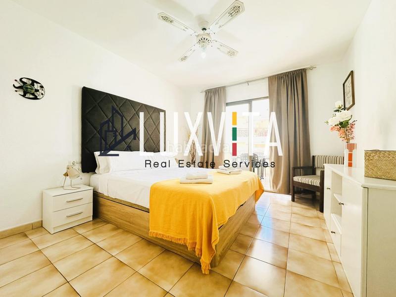 Foto f487387c-28cd-4273-a0fe-0a833bfe3589. Apartament amb piscina a Los Cristianos Arona