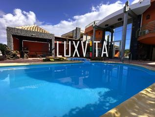 Xalet  Avenida kurt konrad mayer. Exclusiva villa de lujo en el madroñal  tu oasis privado en tene