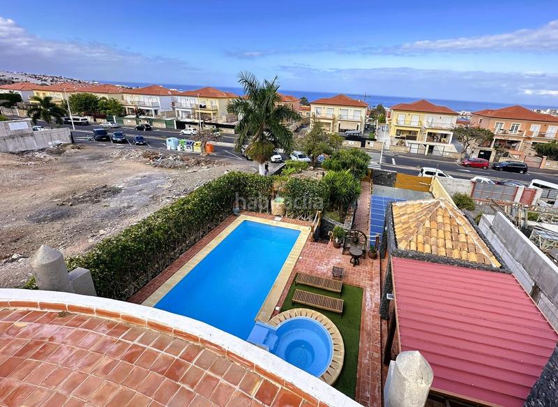 Foto 60109c75-f089-4554-a4f8-2a347b7c7d3a. Xalet amb calefacció aparcament piscina a Playa Fañabé Alto Adeje