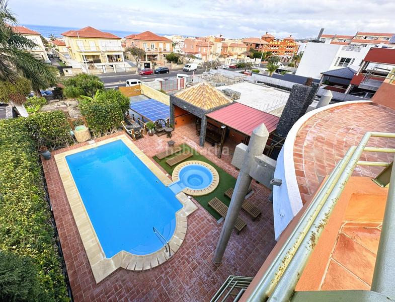 Foto 78ba9410-ca12-4285-9610-32b6cabf9e31. Xalet amb calefacció aparcament piscina a Playa Fañabé Alto Adeje