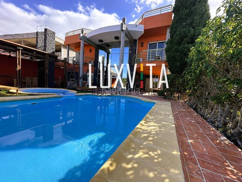 Foto c483f21a-c7ee-433e-be1e-6777705413b0. Xalet amb calefacció aparcament piscina a Playa Fañabé Alto Adeje