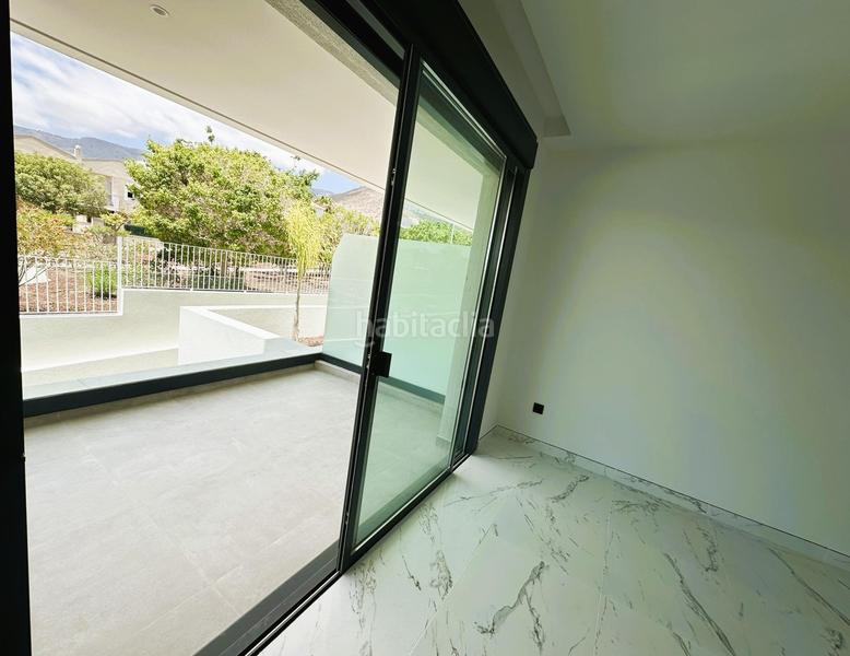 Foto a063c4f9-092d-400c-9eb9-49956b2ffdbb. Appartement avec parking piscine dans Playa Fañabé Alto Adeje