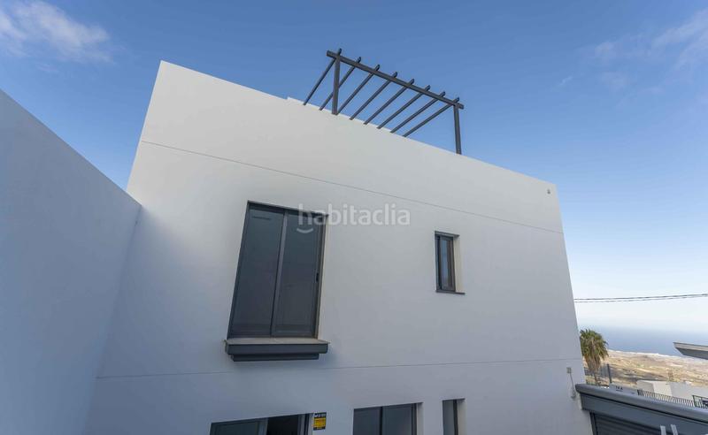 Foto ac48331c-b2ef-46ba-a85e-54a72e4ab229. Casa adossada amb aparcament a San Miguel San Miguel de Abona