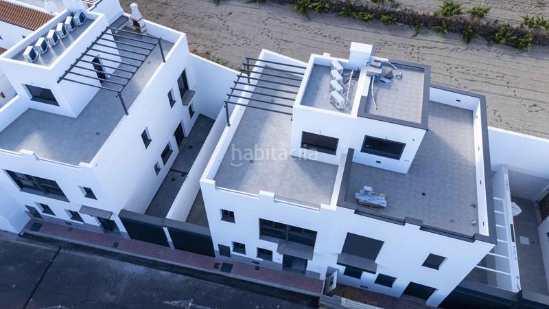 Foto ee33d944-97e7-4184-a7bf-6fac06fa3171. Casa adossada amb aparcament a San Miguel San Miguel de Abona